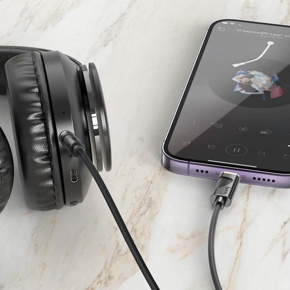 AUX ������ Hoco UPA30 Lightning to Jack 3.5 1m black