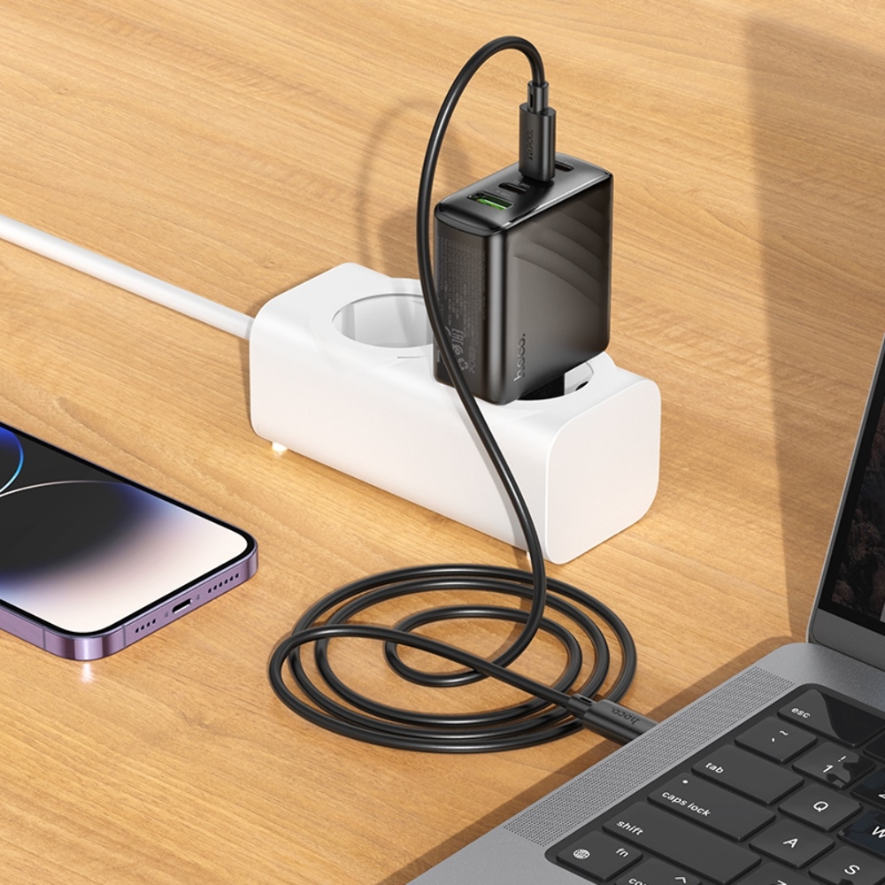 ������� �������� ���������� Hoco CS27A USB/ 3 Type-C PD 67W black